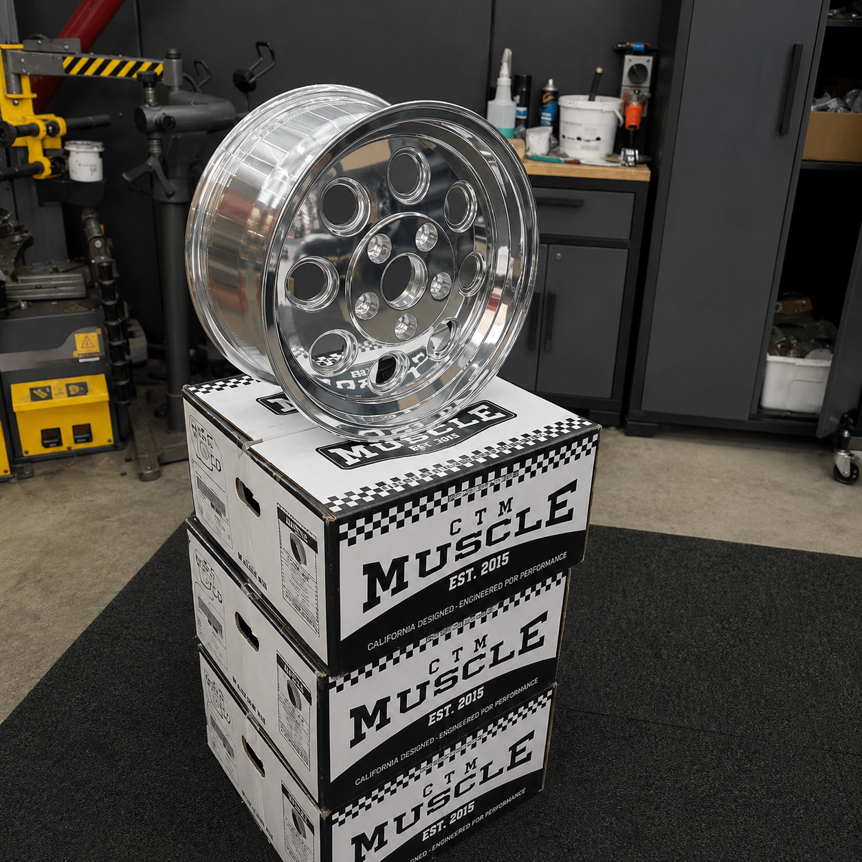 CTM Muscle Drag Light II polished wheel on CTM Muscle boxes