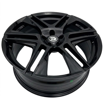Suits Commodore VE VF - Blades 22x8 Gloss Black Wheels