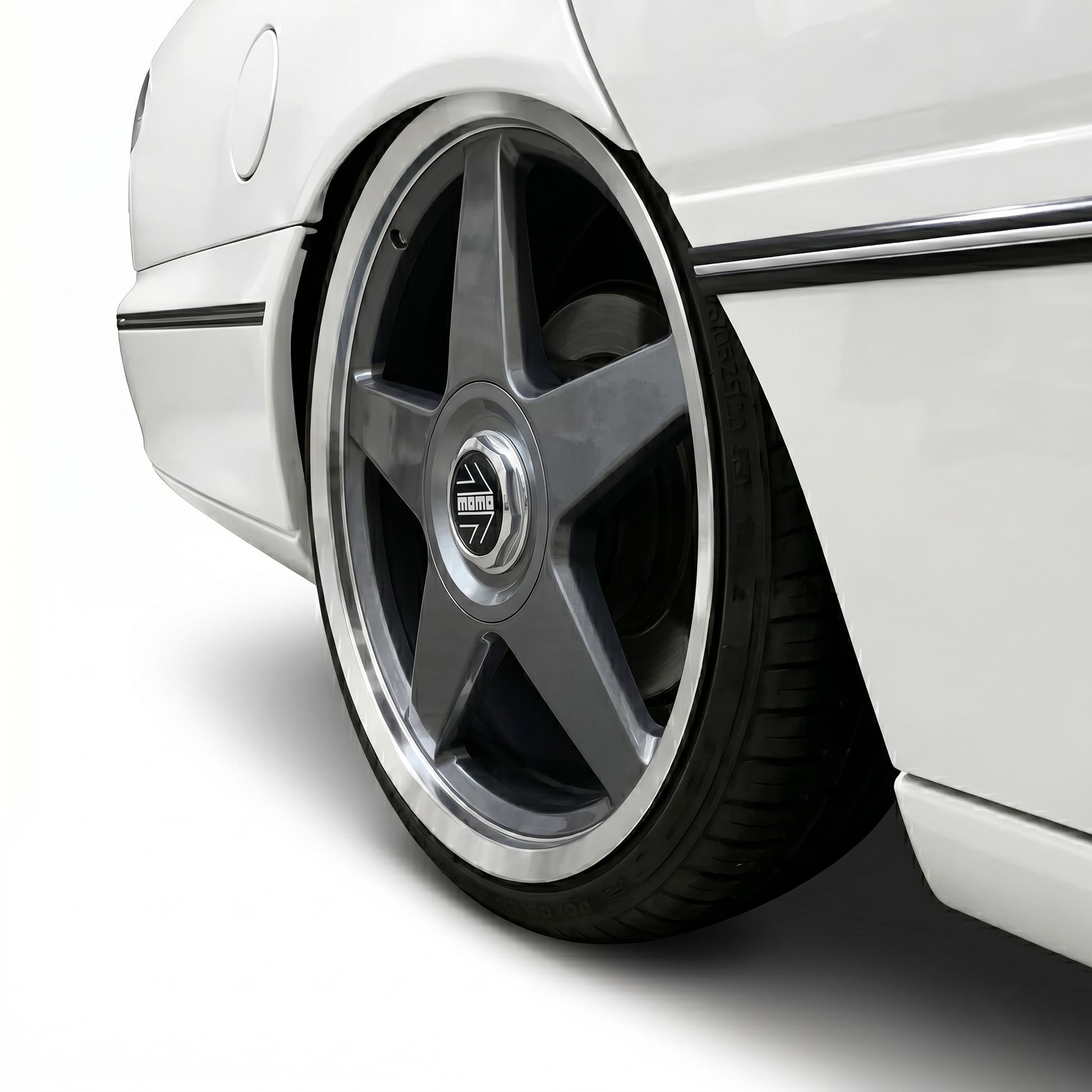 Suits Holden Commodore VL VT VX VY VZ VE VF - Momo Star Style 20" Gunmetal Polished Lip Staggered Wheels