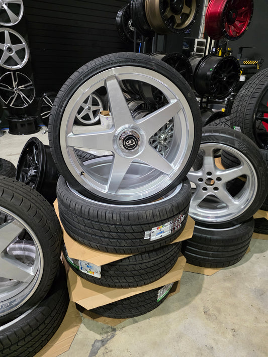 EA STARS STYLE 22x8 -  1 SET WITH TYRES