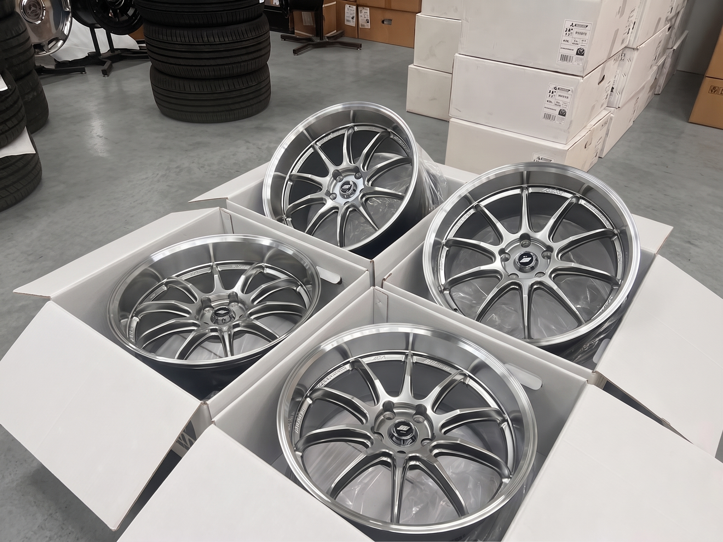 Suits Nissan Skyline Silvia 350Z 370Z Evo RX7 RX8 — ZR10 Style 19" Staggered Hyper Silver Wheels | 5x114.3