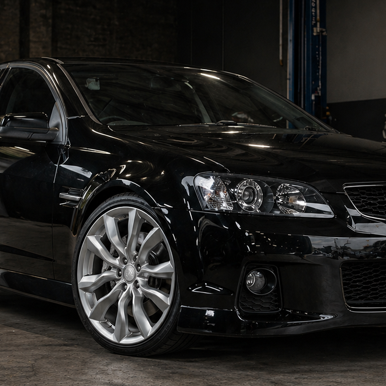 Suits Holden Commodore VE VF — Inflexion Style 20" Staggered Silver Wheels | 5x120