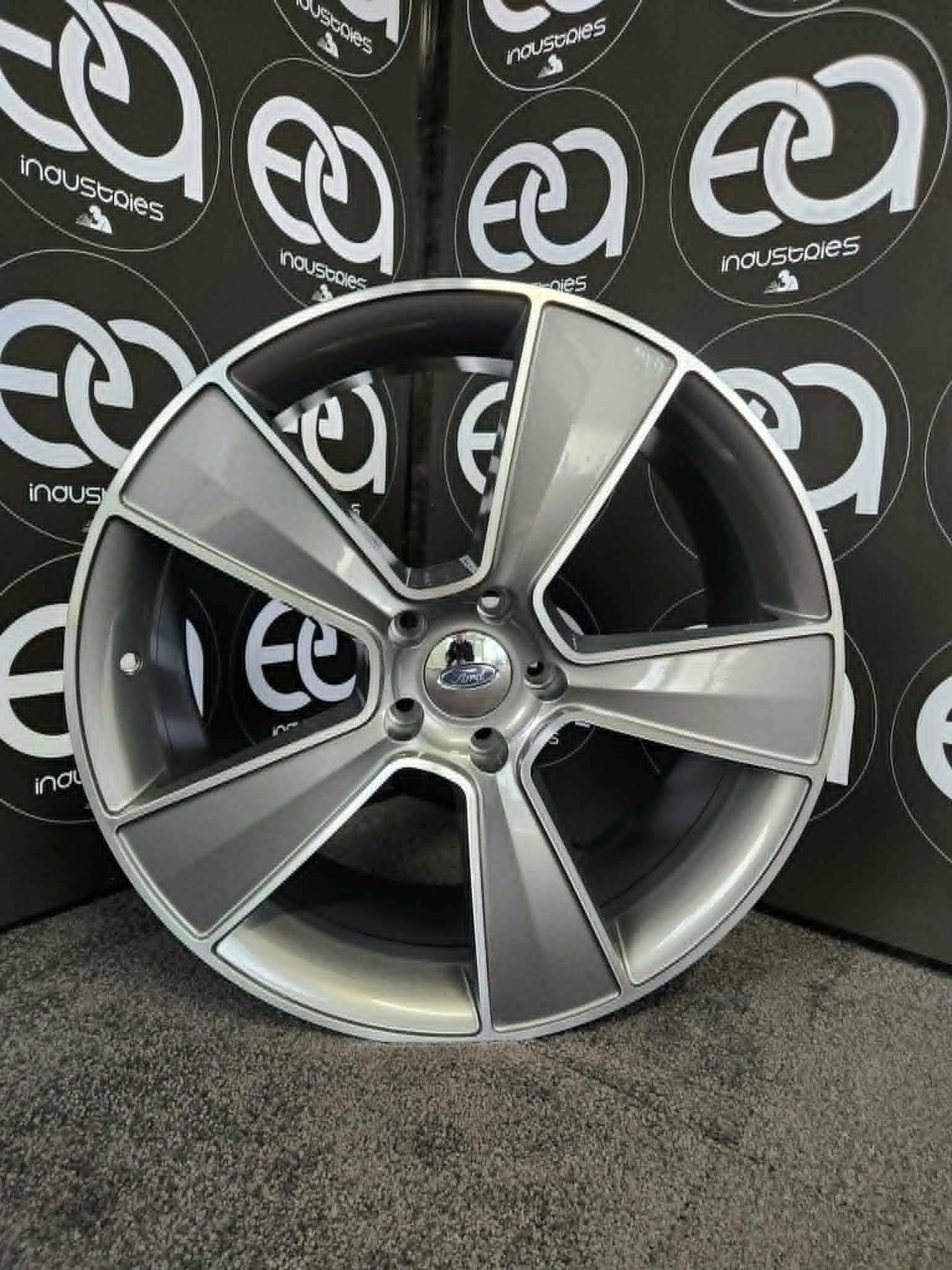 Ford Lux Pack 20 inch Gunmetal Grey wheel at EA Industries