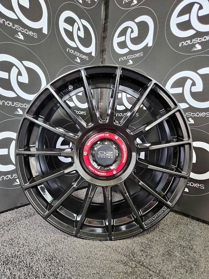 18x8 Super Turismo FF57 style black wheel rim showroom view