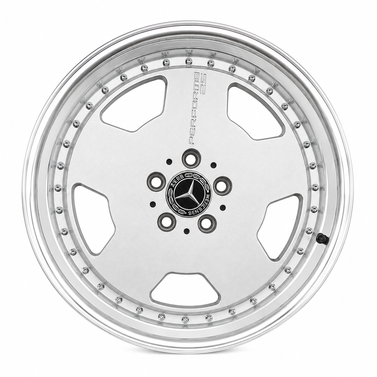 18 inch Mercedes AMG Aero style silver wheel rim front view