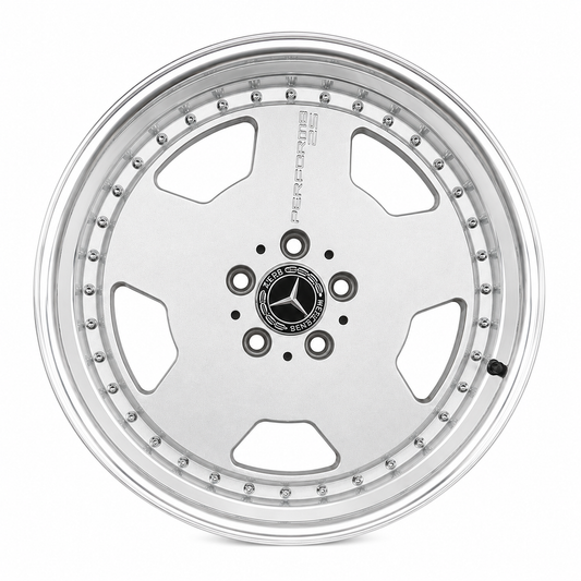 18 inch Mercedes AMG Aero style silver wheel rim front view