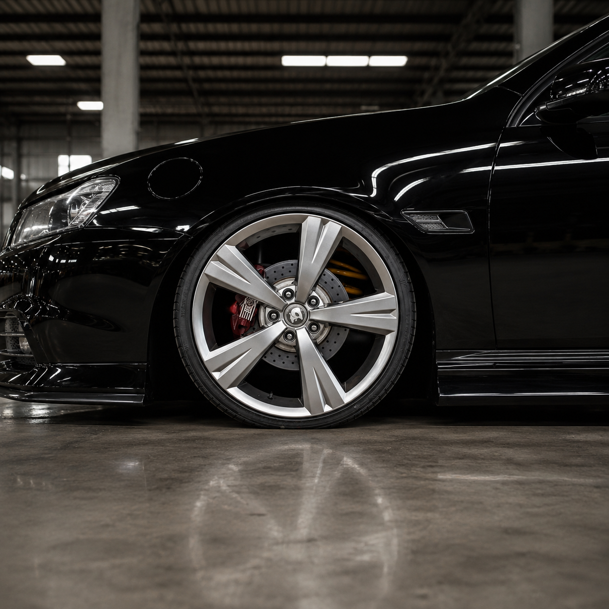 19x8 shadow chrome wheel fitted to vehicle