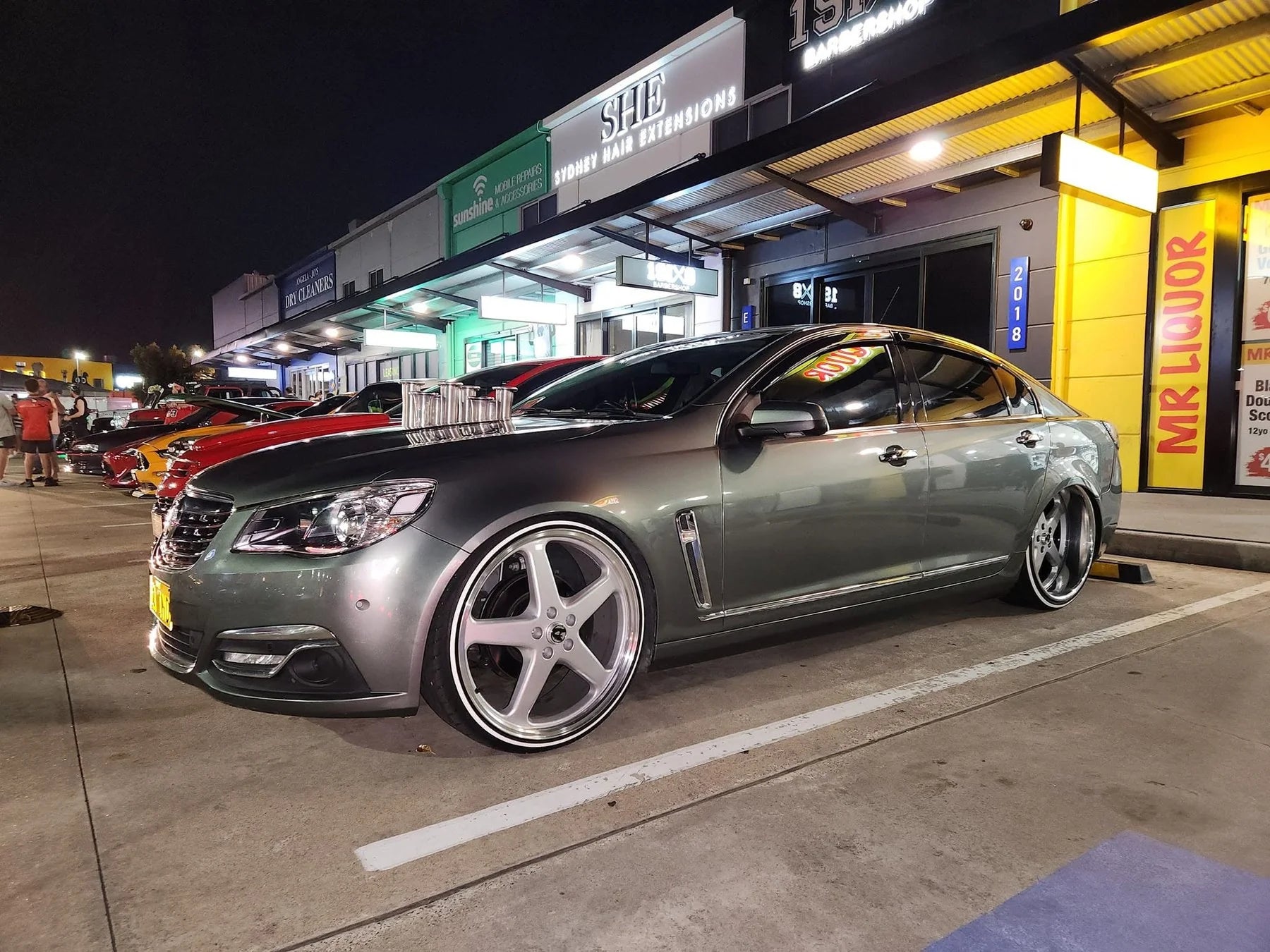 Holden fitted with 22-inch Deep-Dish Walky wheels